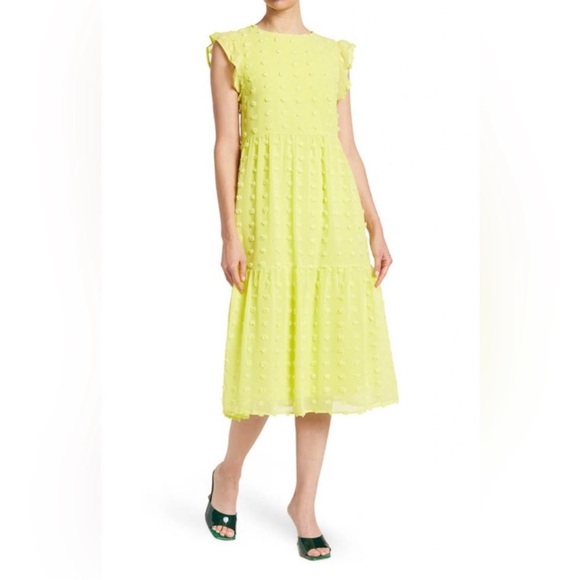 SO® Pom Pom textured Flutter Sleeve Tiered Midi Dress - Picture 10 of 15